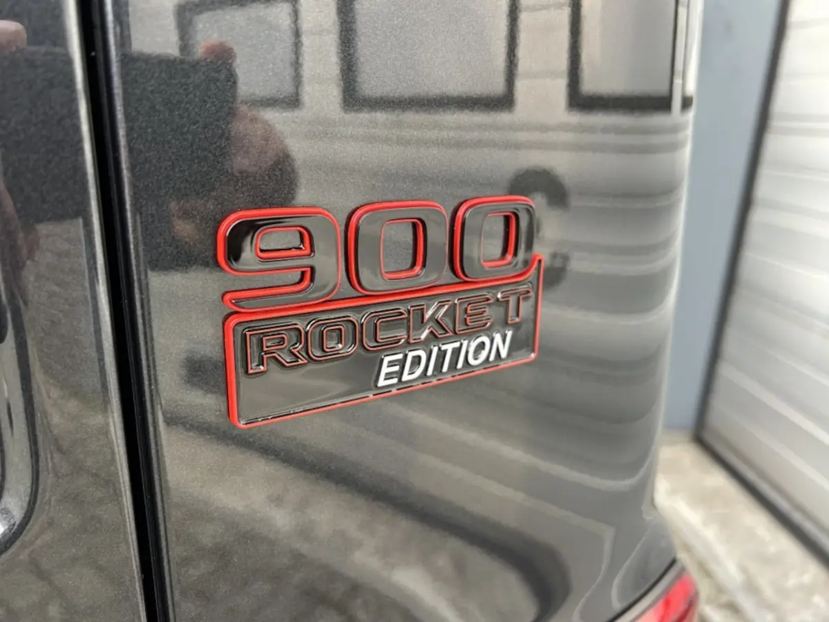 63 BRABUS ROCKET 900 Manufactur BOMVOL â