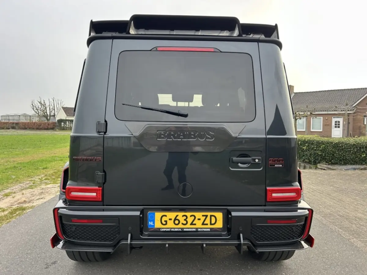 63 BRABUS ROCKET 900 Manufactur BOMVOL â
