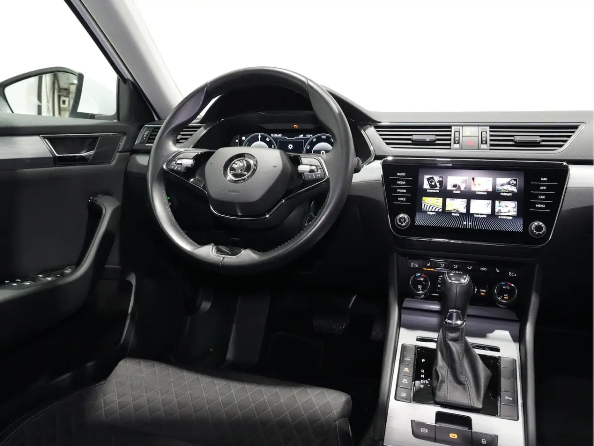 1.4 TSI iV 204pk PHEV Business Edition Plus Trekhaak | Camera | Memory | Carplay | 18" | N