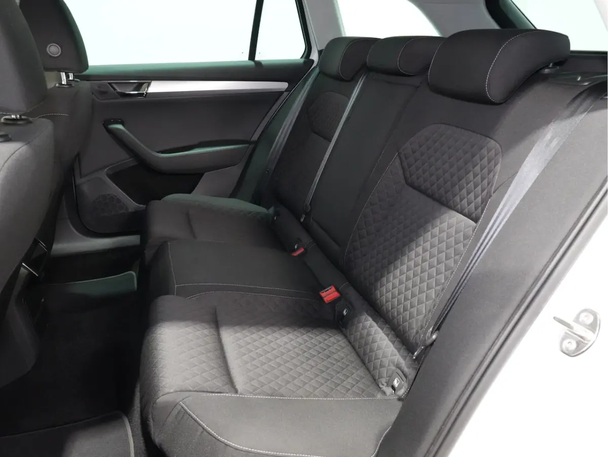 1.4 TSI iV 204pk PHEV Business Edition Plus Trekhaak | Camera | Memory | Carplay | 18" | N