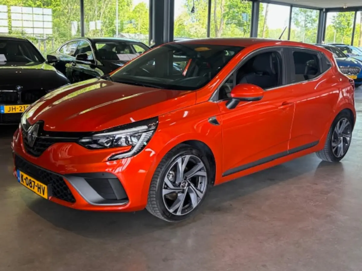 1.6 E-Tech Hybrid E-140 R.S Line