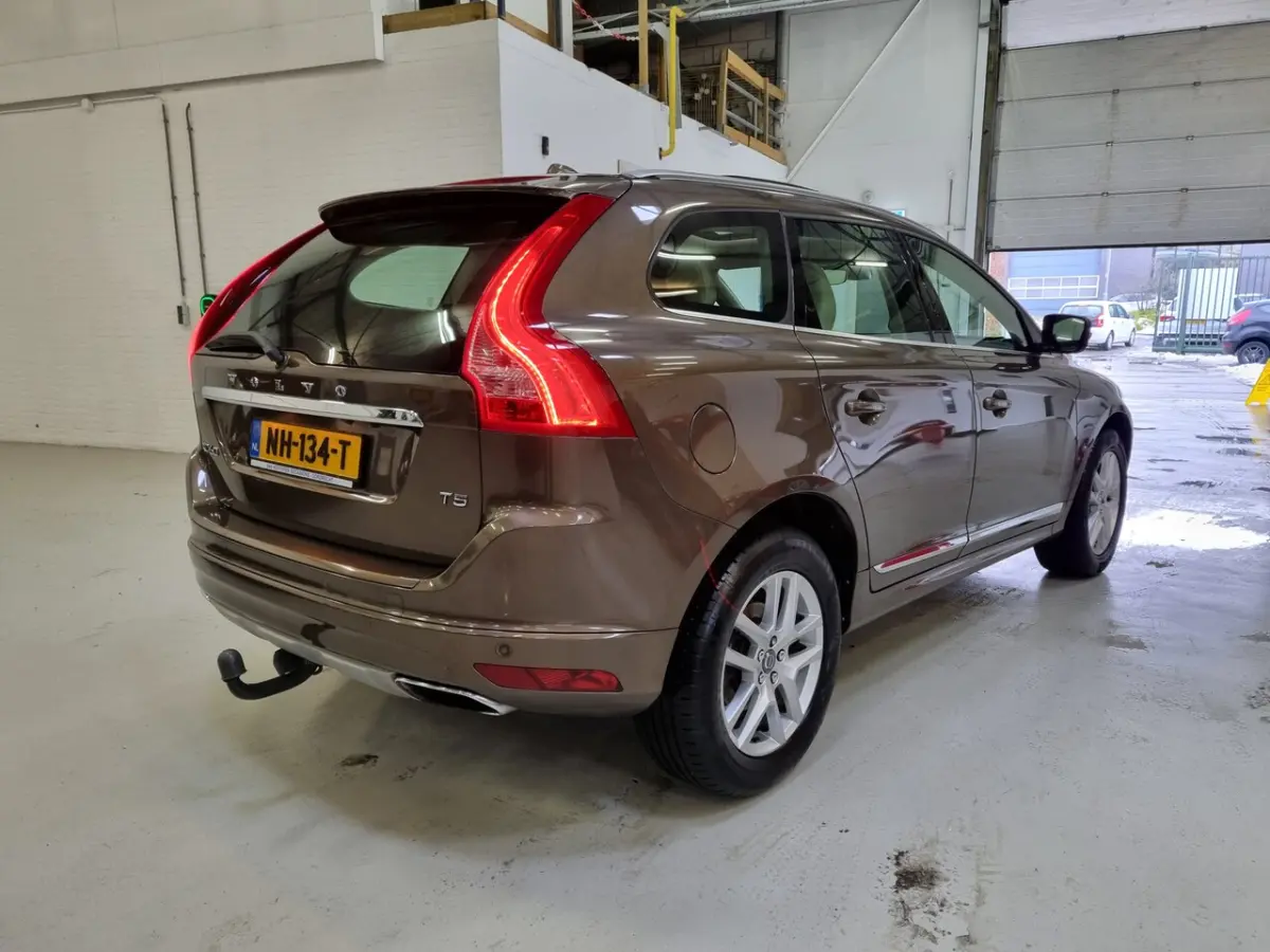 2.0 T5 FWD Polar+ âSUPER MOOI âGOED VEZORGD âTREKHAAK