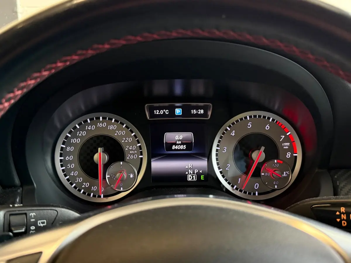180 AMG-Line Panoramadak|CARPLAY|APK