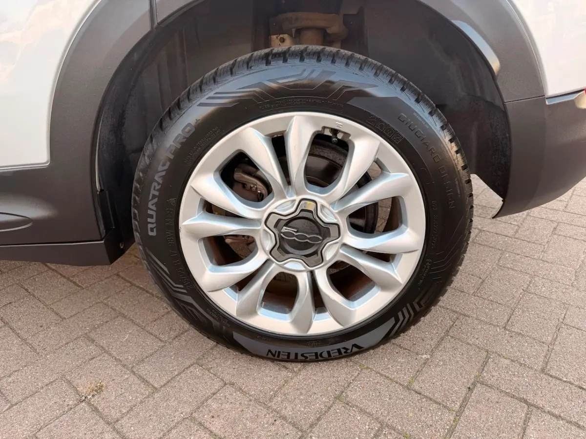 1.6 PopStar/Navi/Keyless/Cruise-c/Climate-c/Pdc/Bluetooth/Goed-ondehouden