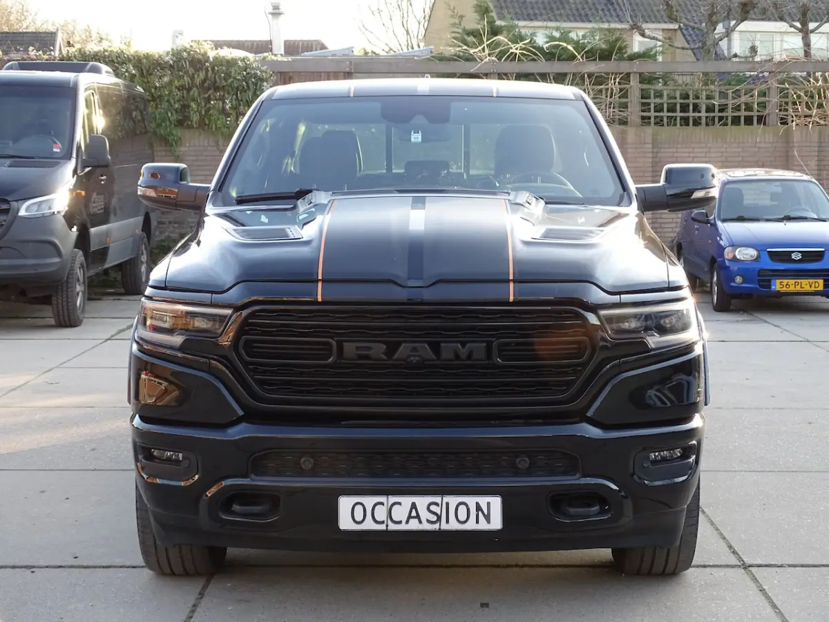 5.7 V8 4x4 Crew Cab Limited