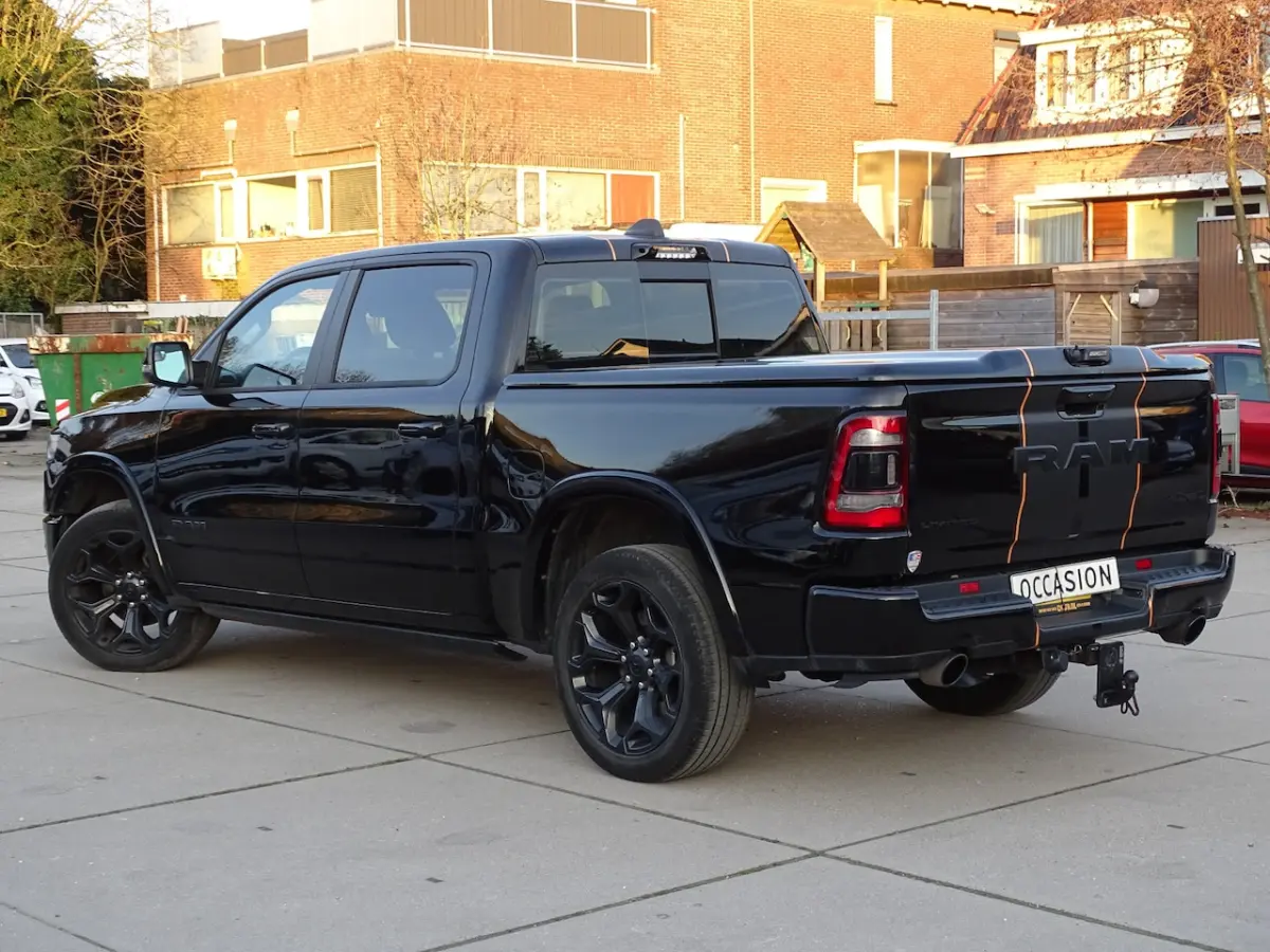 5.7 V8 4x4 Crew Cab Limited