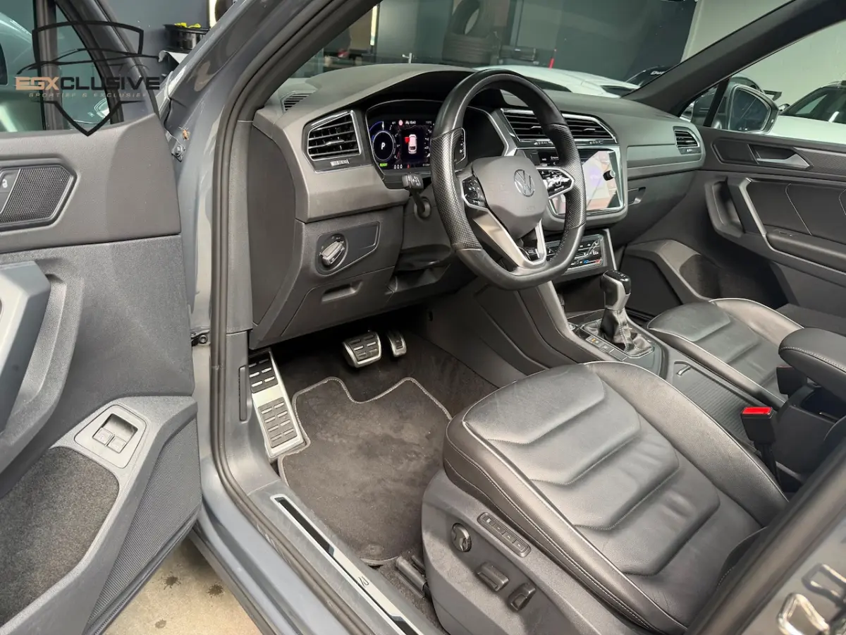 1.4 TSI eHybrid R-Line Business+ Pano / Massage / 360Cam