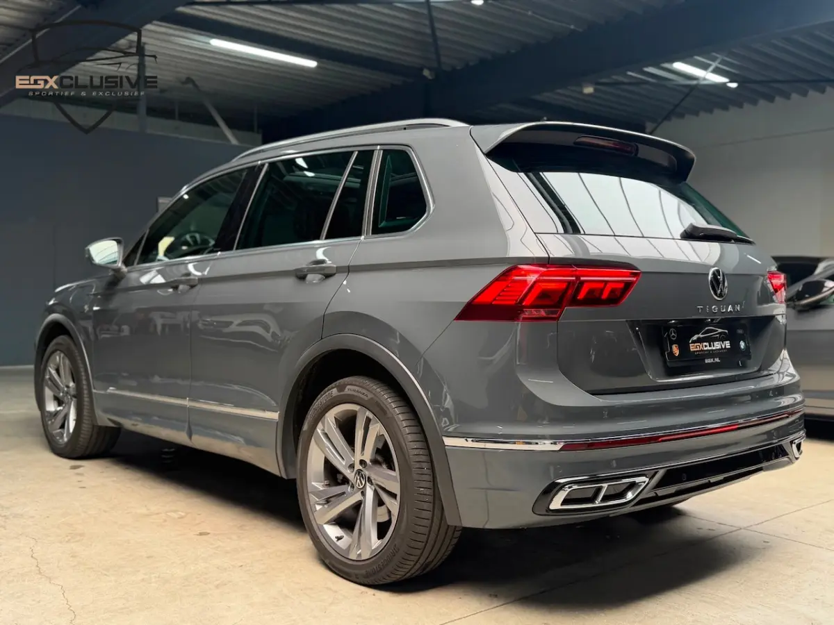 1.4 TSI eHybrid R-Line Business+ Pano / Massage / 360Cam