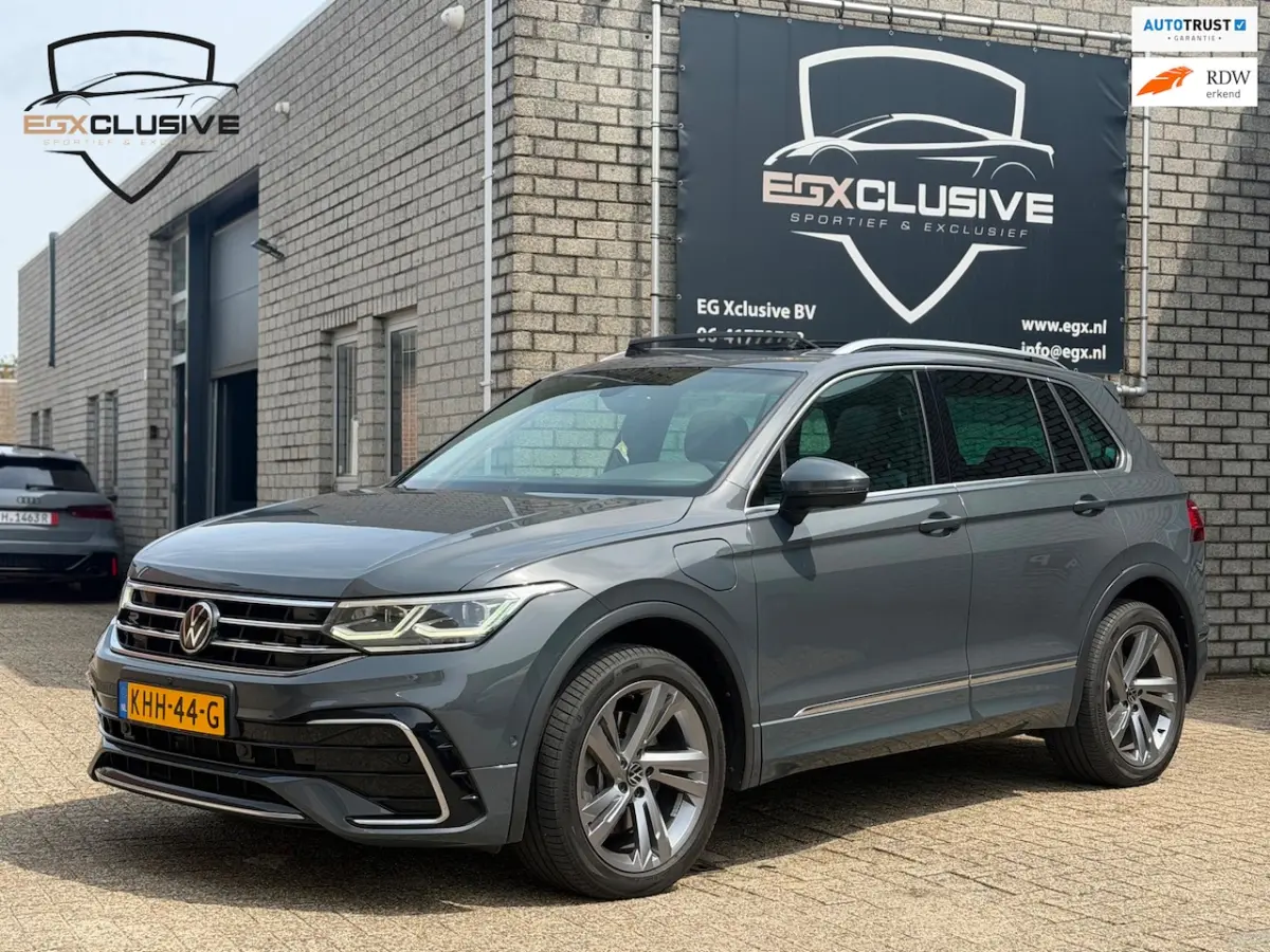 1.4 TSI eHybrid R-Line Business+ Pano / Massage / 360Cam