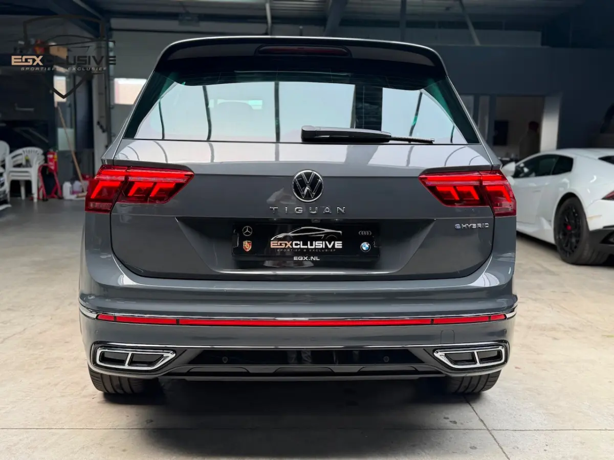 1.4 TSI eHybrid R-Line Business+ Pano / Massage / 360Cam