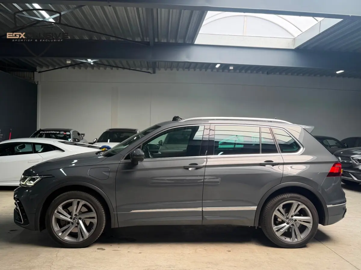 1.4 TSI eHybrid R-Line Business+ Pano / Massage / 360Cam
