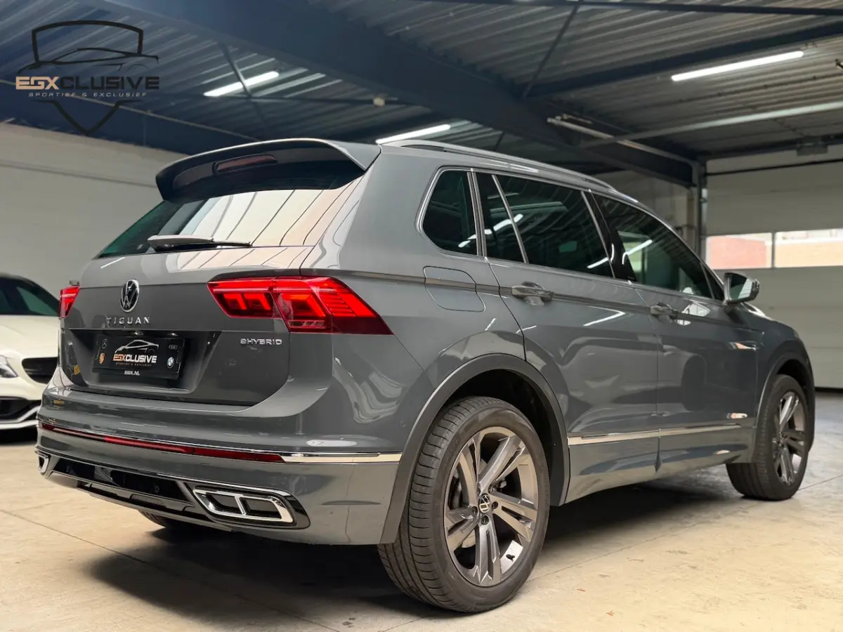 1.4 TSI eHybrid R-Line Business+ Pano / Massage / 360Cam