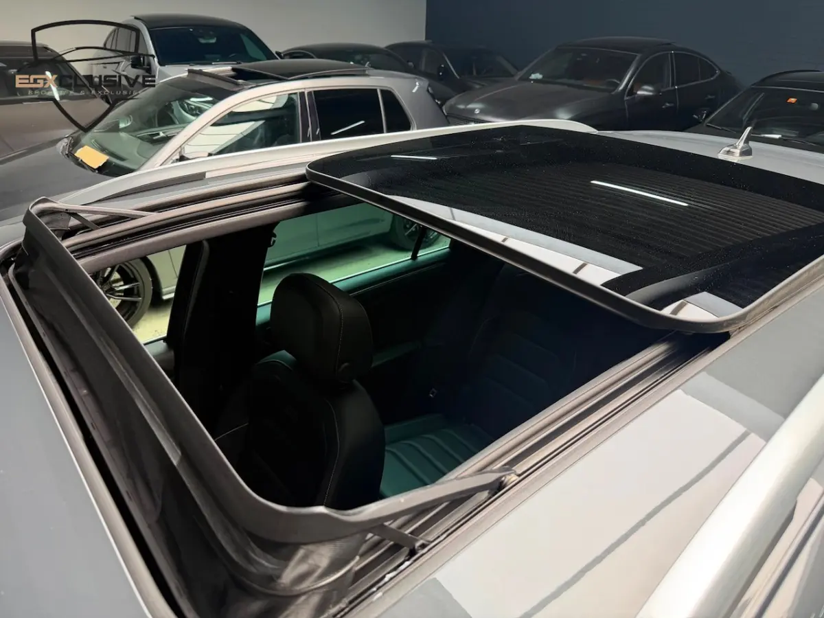 1.4 TSI eHybrid R-Line Business+ Pano / Massage / 360Cam