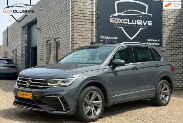 1.4 TSI eHybrid R-Line Business+ Pano / Massage / 360Cam
