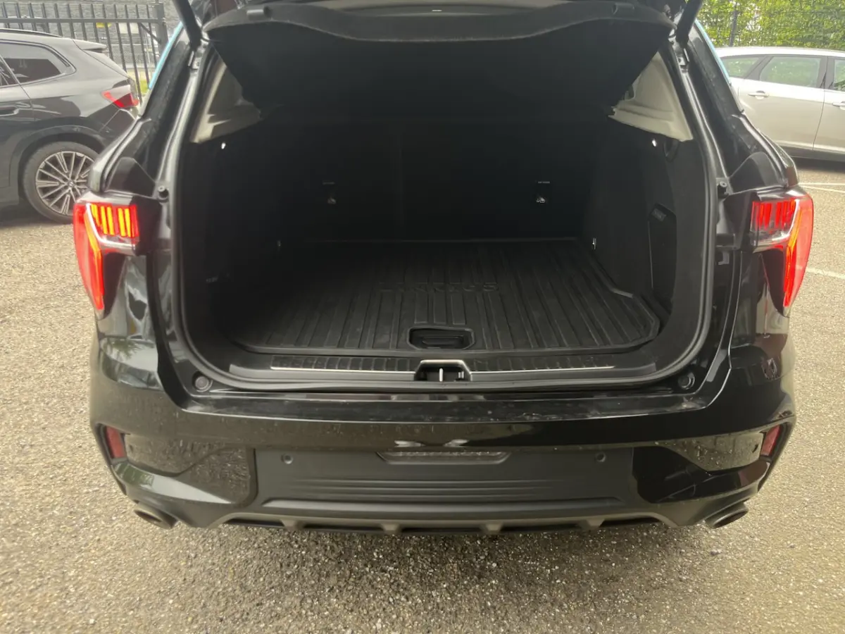 1.5 // INFINITY SOUND // SCHUIF-KANTELDAK // NAVI+CARPLAY // ELEK. ACHTERKLEP // ADAPTIVE