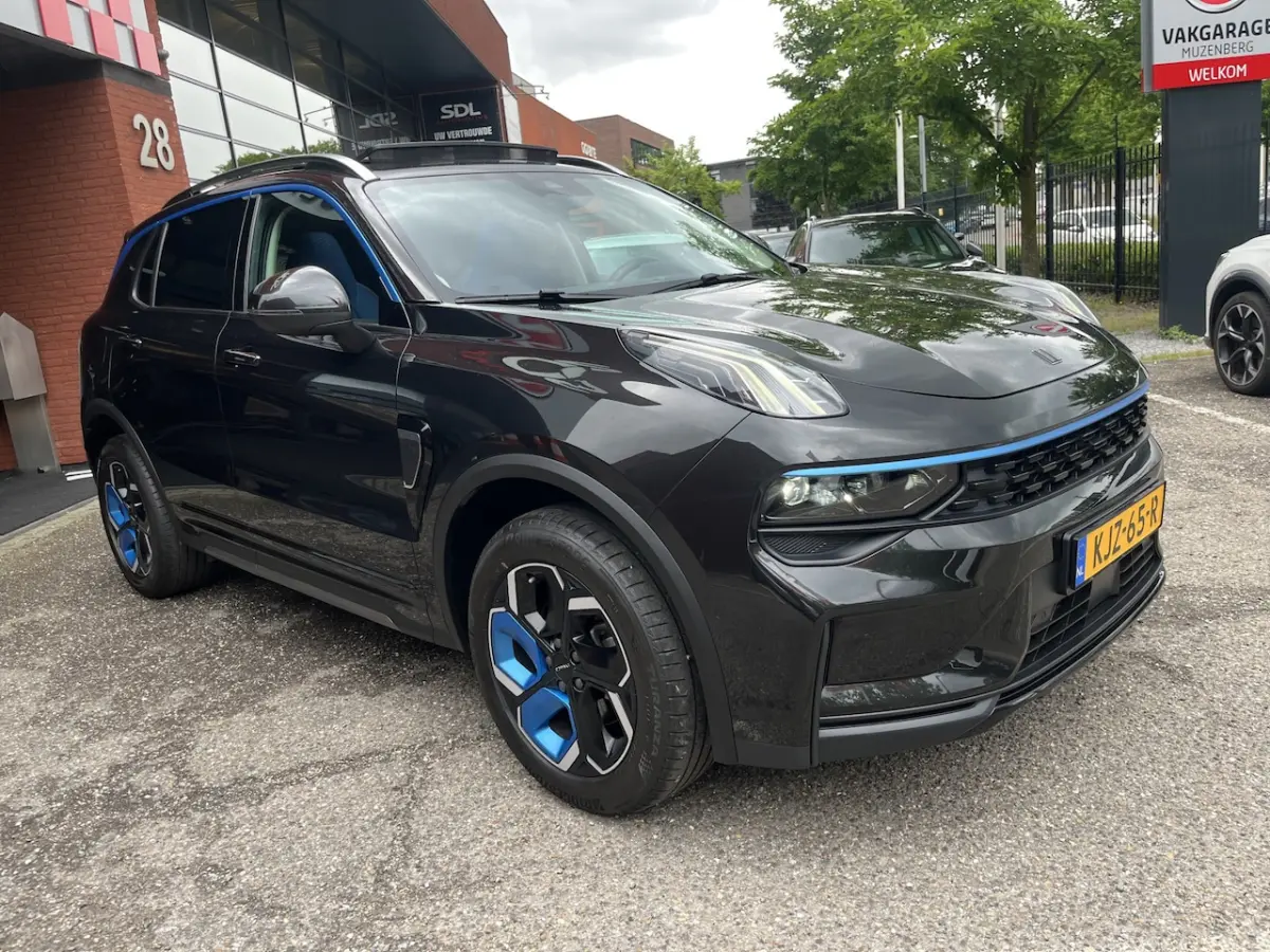 1.5 // INFINITY SOUND // SCHUIF-KANTELDAK // NAVI+CARPLAY // ELEK. ACHTERKLEP // ADAPTIVE