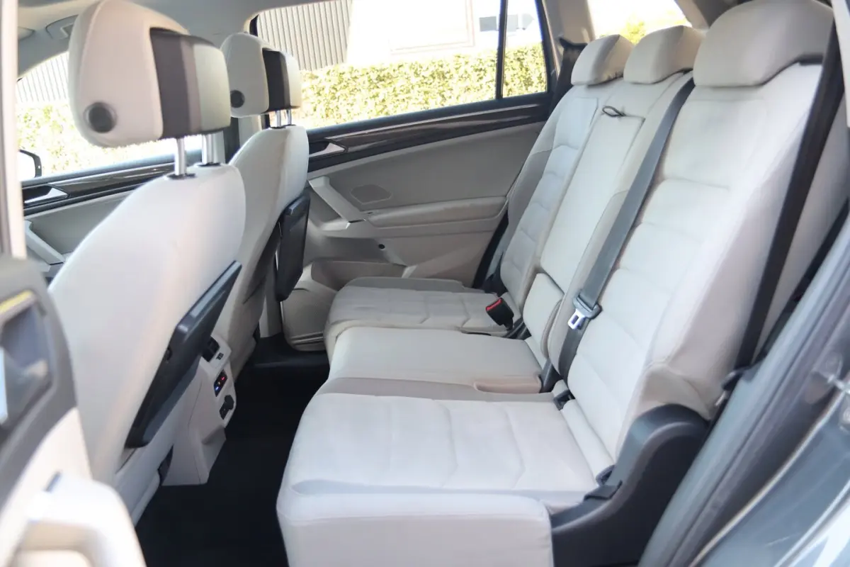 2.0 TSI 4Motion Highline 7p. / PANODAK / VIRTUAL / ACC / CARPLAY