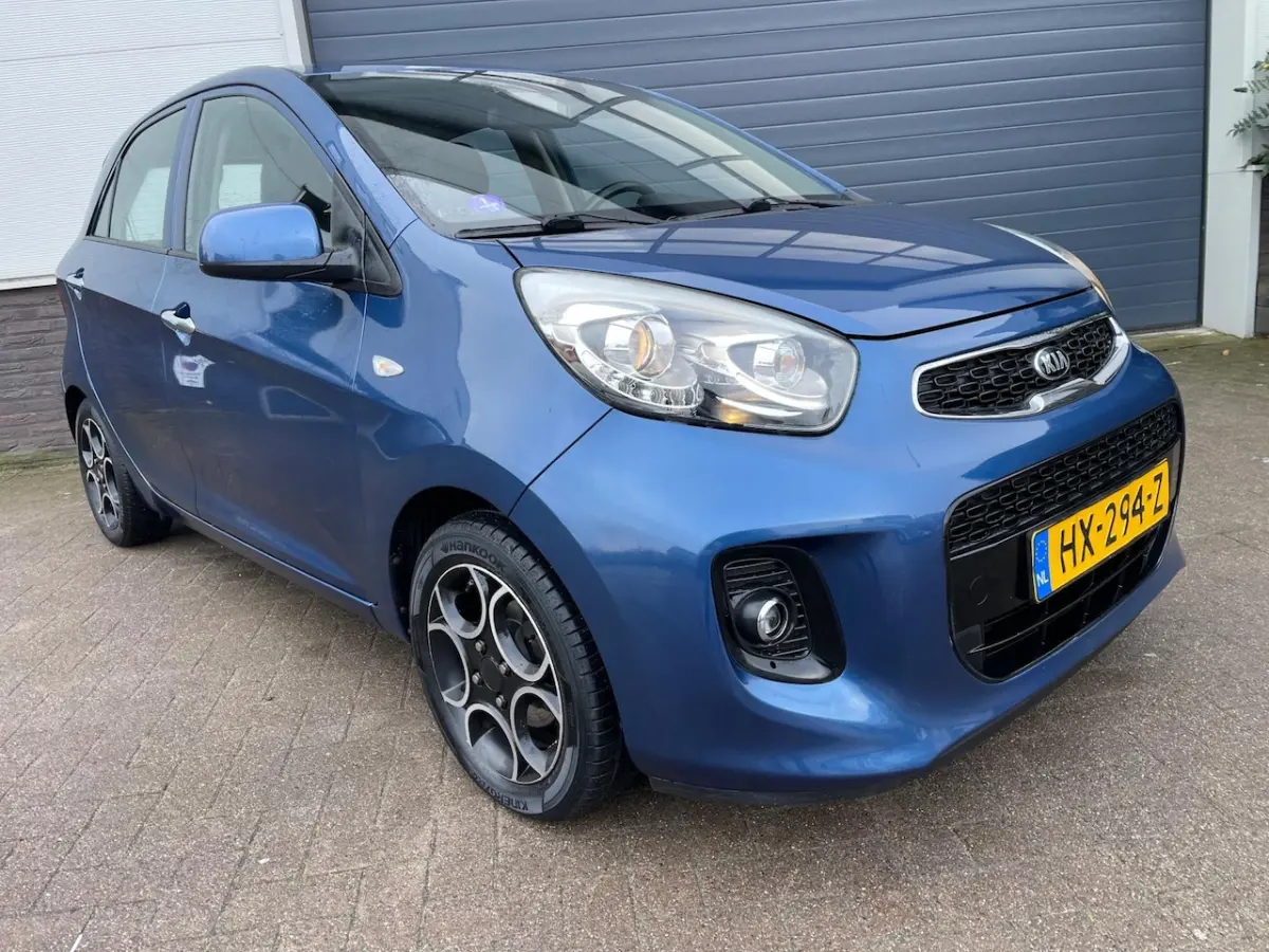 1.0 CVVT DynamicLine/Cruise-c/Climate-c/Dealer-onderhouden/Mooie auto/Bluetooth