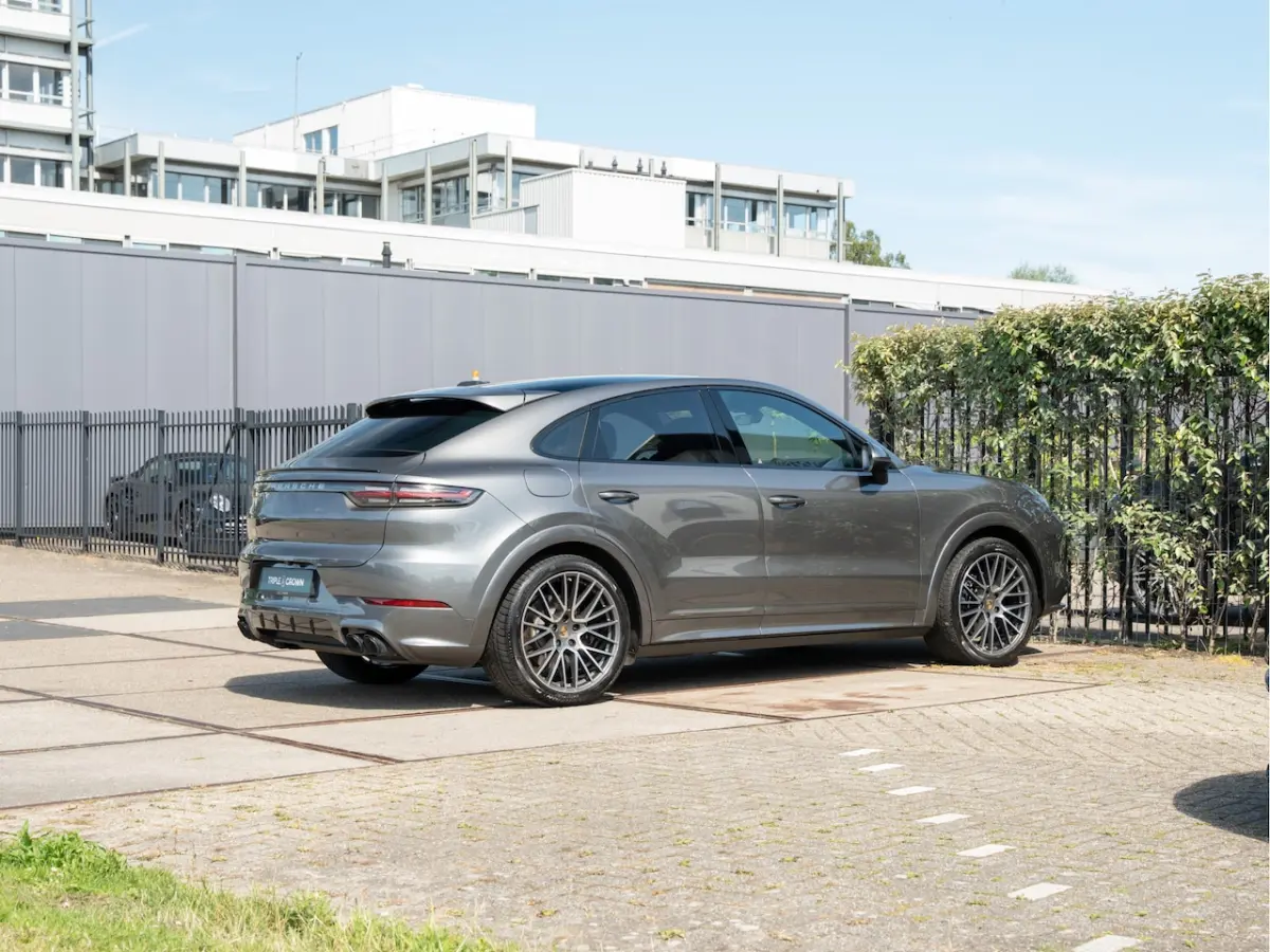 3.0 E-Hybrid | Sport Design | Bose