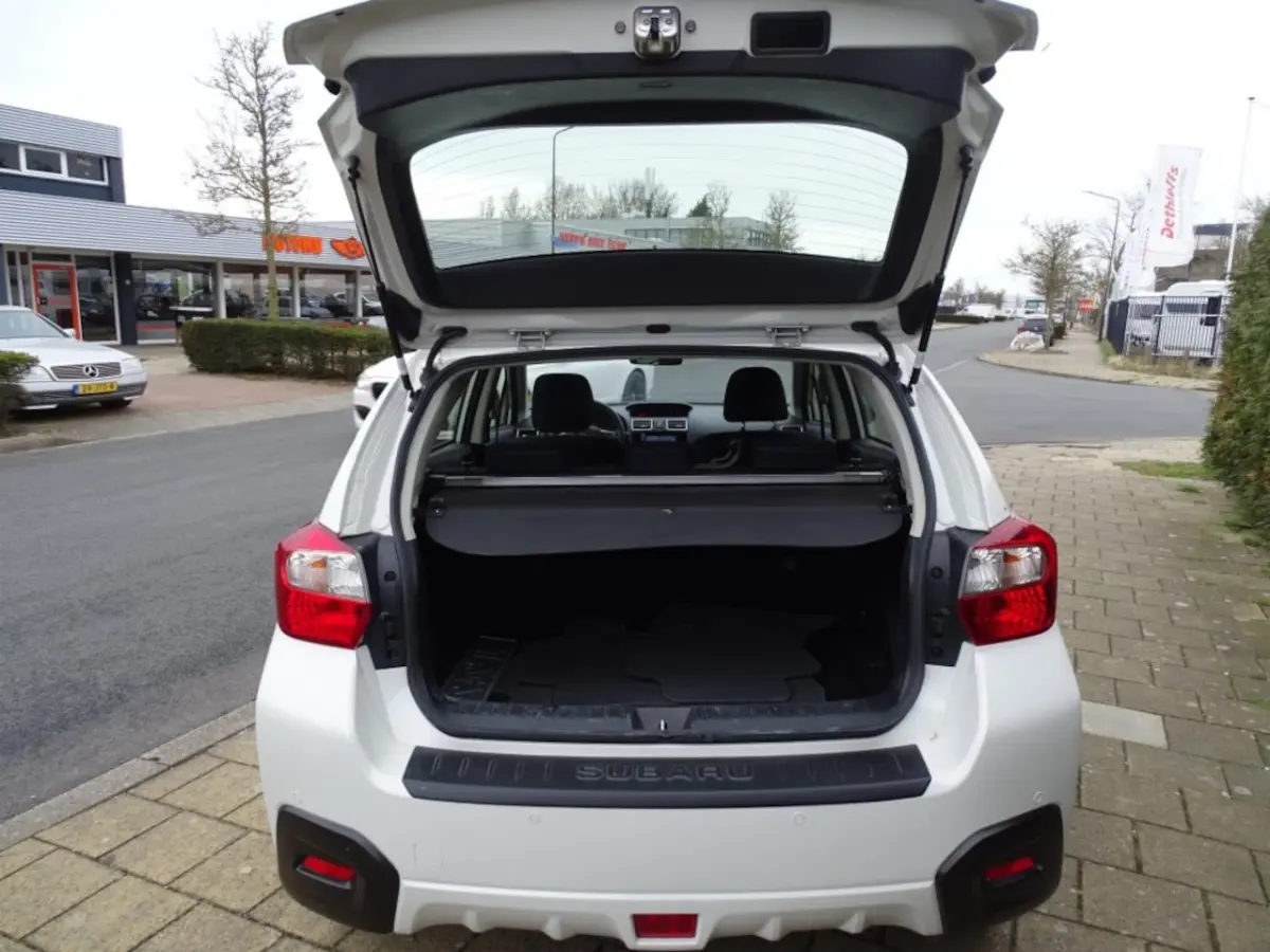 1.6I INTRO AWD-Automaat-Navi-Blth-Pdc-Clima-Cruise