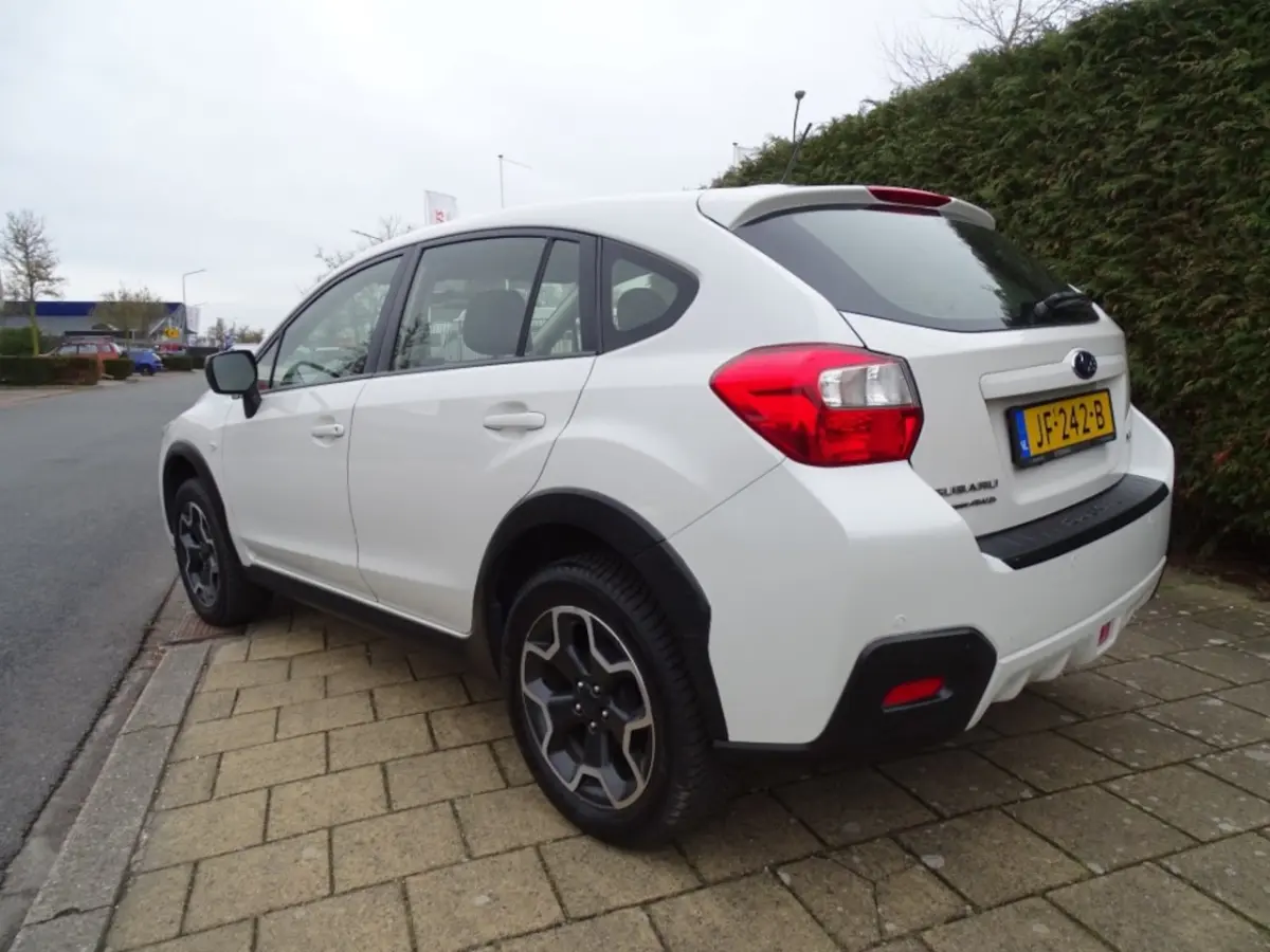 1.6I INTRO AWD-Automaat-Navi-Blth-Pdc-Clima-Cruise