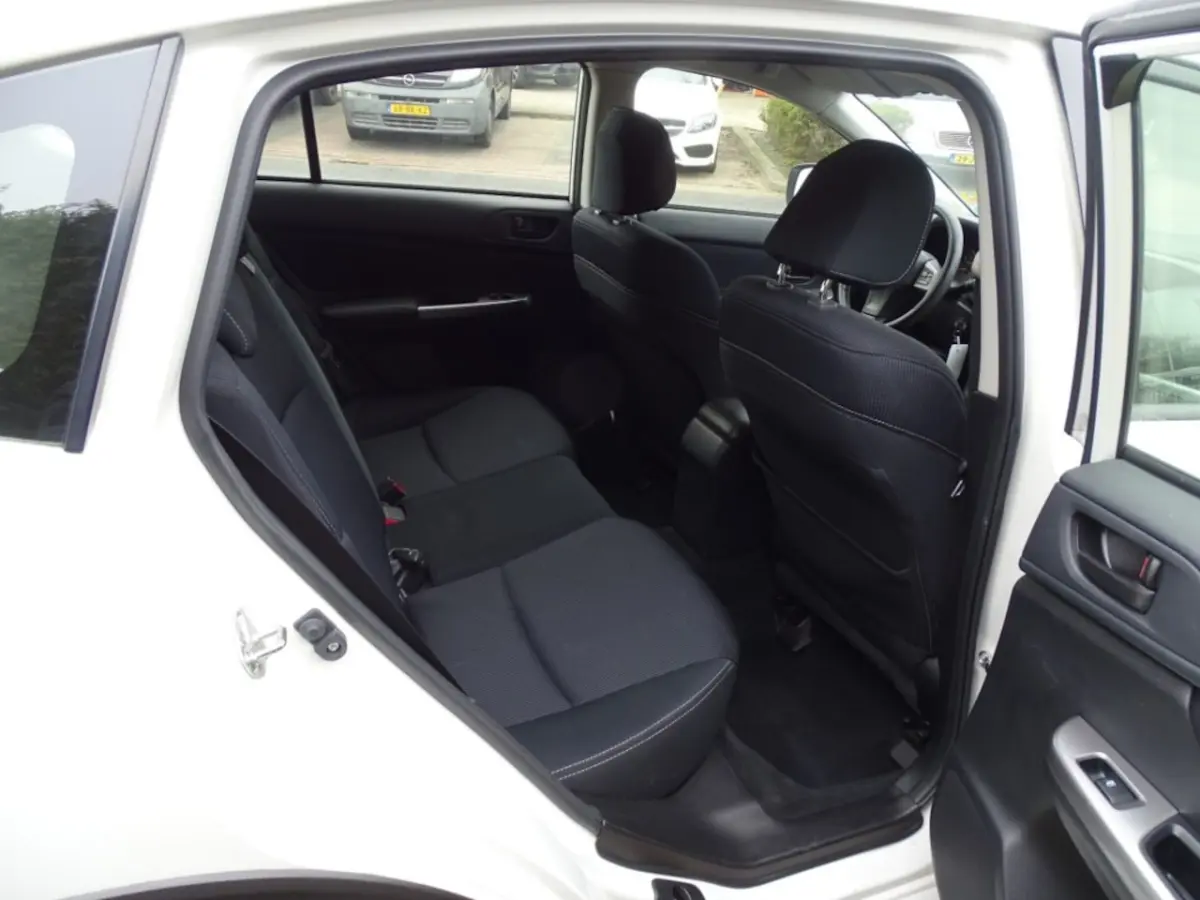 1.6I INTRO AWD-Automaat-Navi-Blth-Pdc-Clima-Cruise