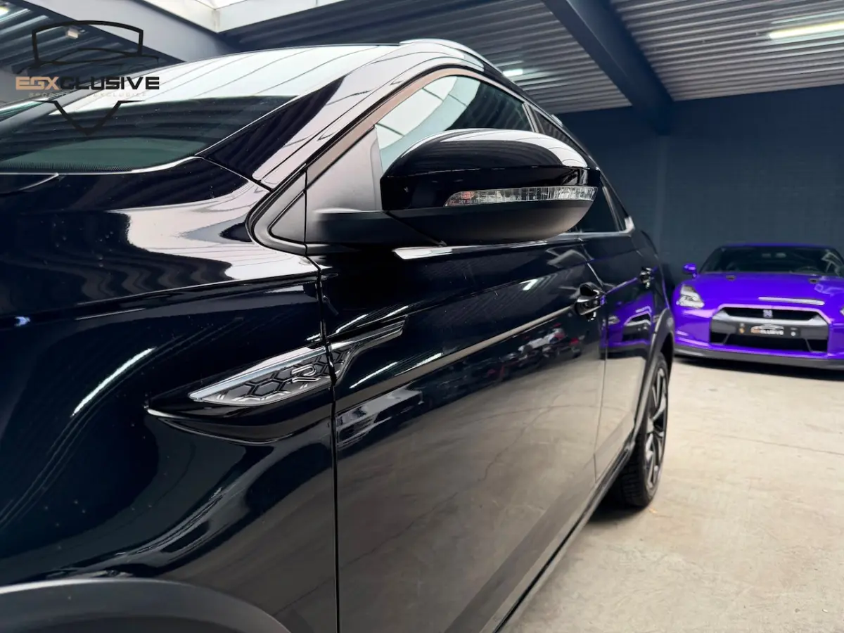 1.0 TSI R-Line Business ACC/Blindspot/Camera