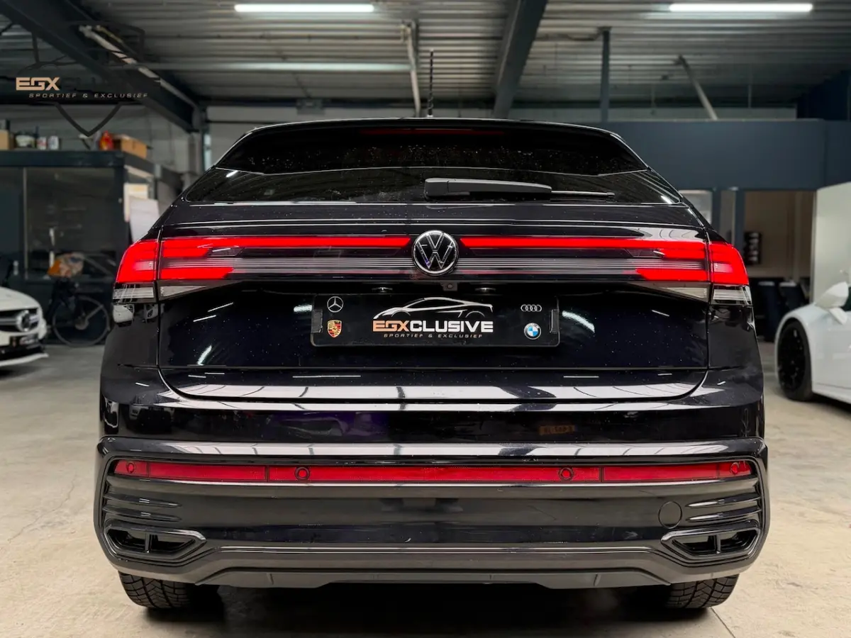 1.0 TSI R-Line Business ACC/Blindspot/Camera