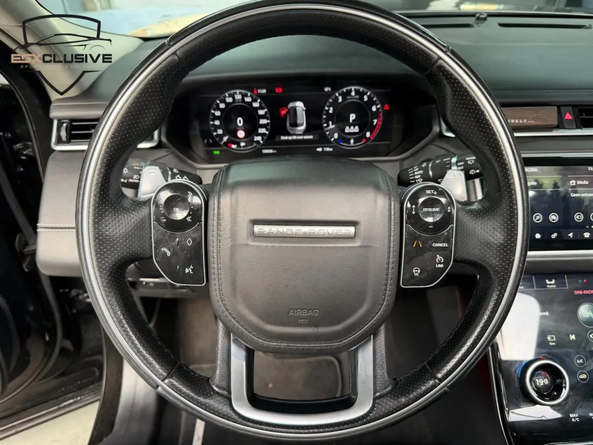 2.0 I4 Turbo AWD R-Dynamic SE Pano/Meridian