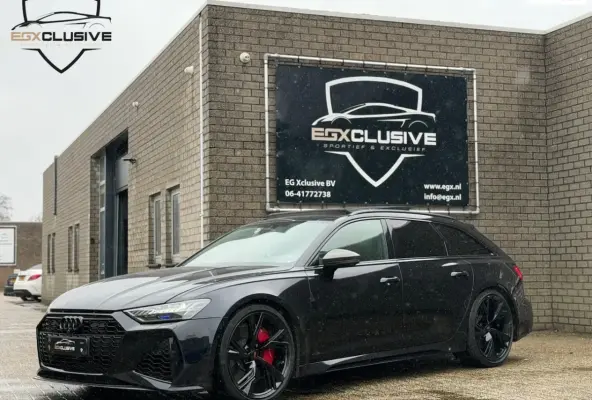 QUATTRO Zie beschrijving/Ceramic/Pano/Carbon/Alcantara/Akrapovic