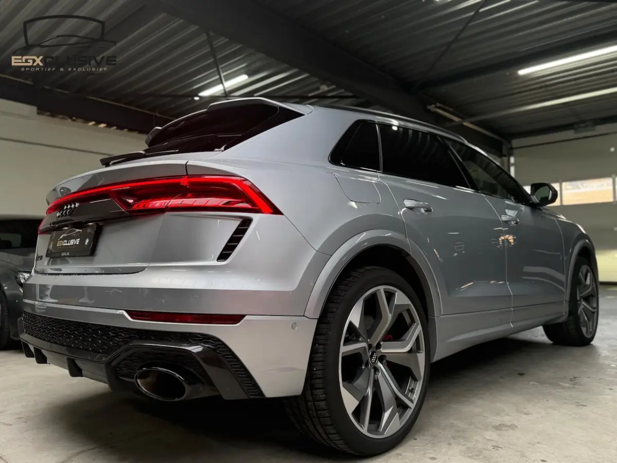 4.0 Quattro BTW/Carbon/Ceramic/Alcantara/Blindspot