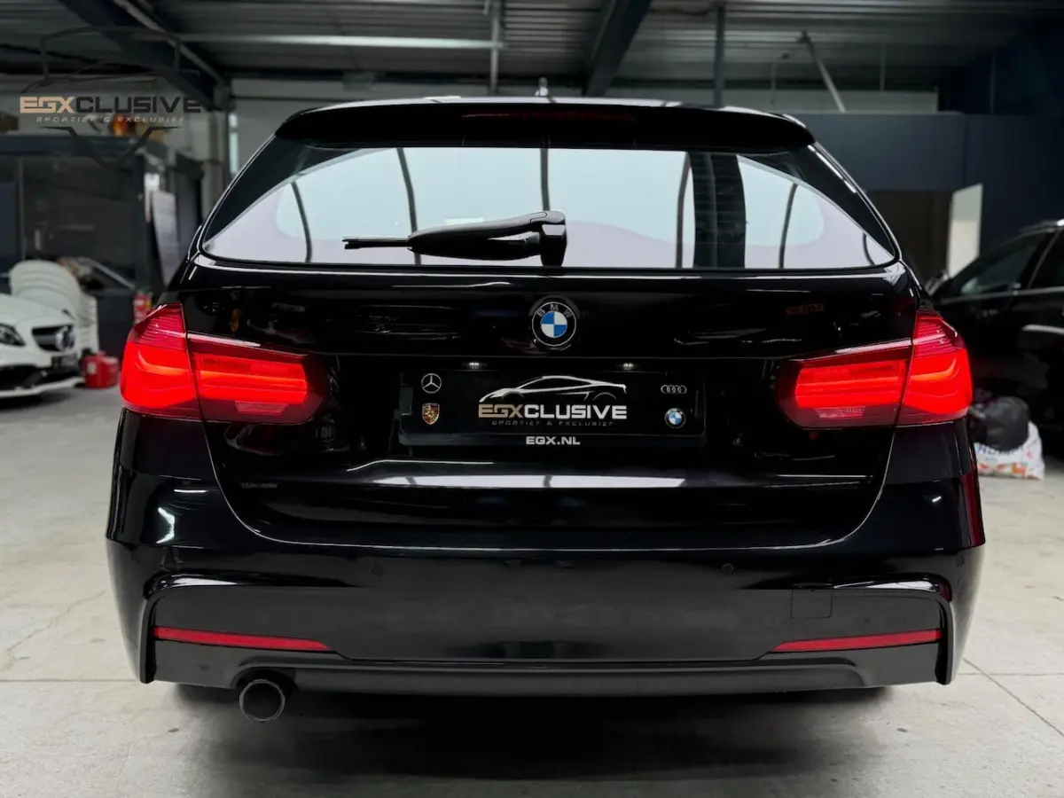 318i M Sport Pano/Virtual/M Pakket