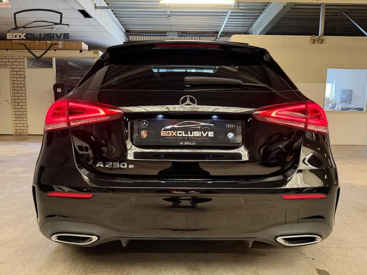 250 e AMG/Pano/MBUX