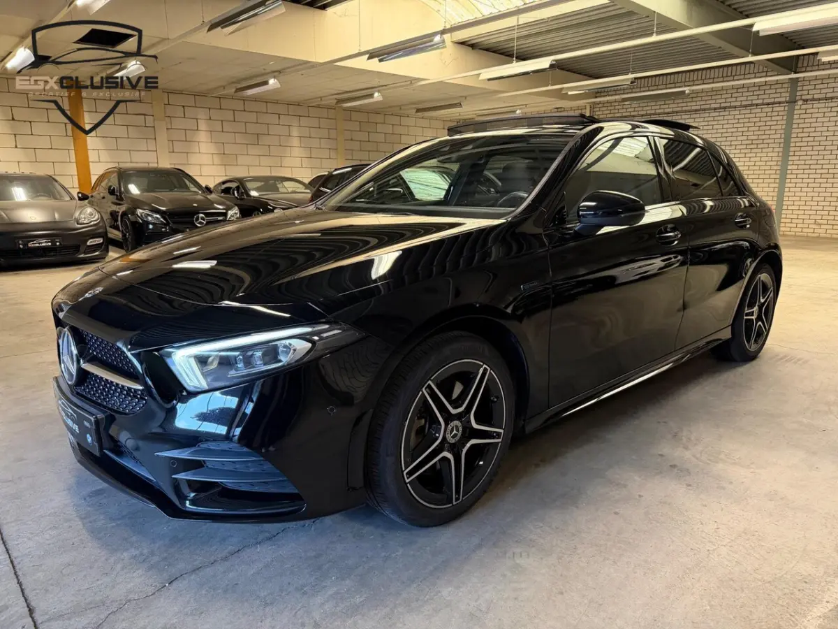 250 e AMG/Pano/MBUX