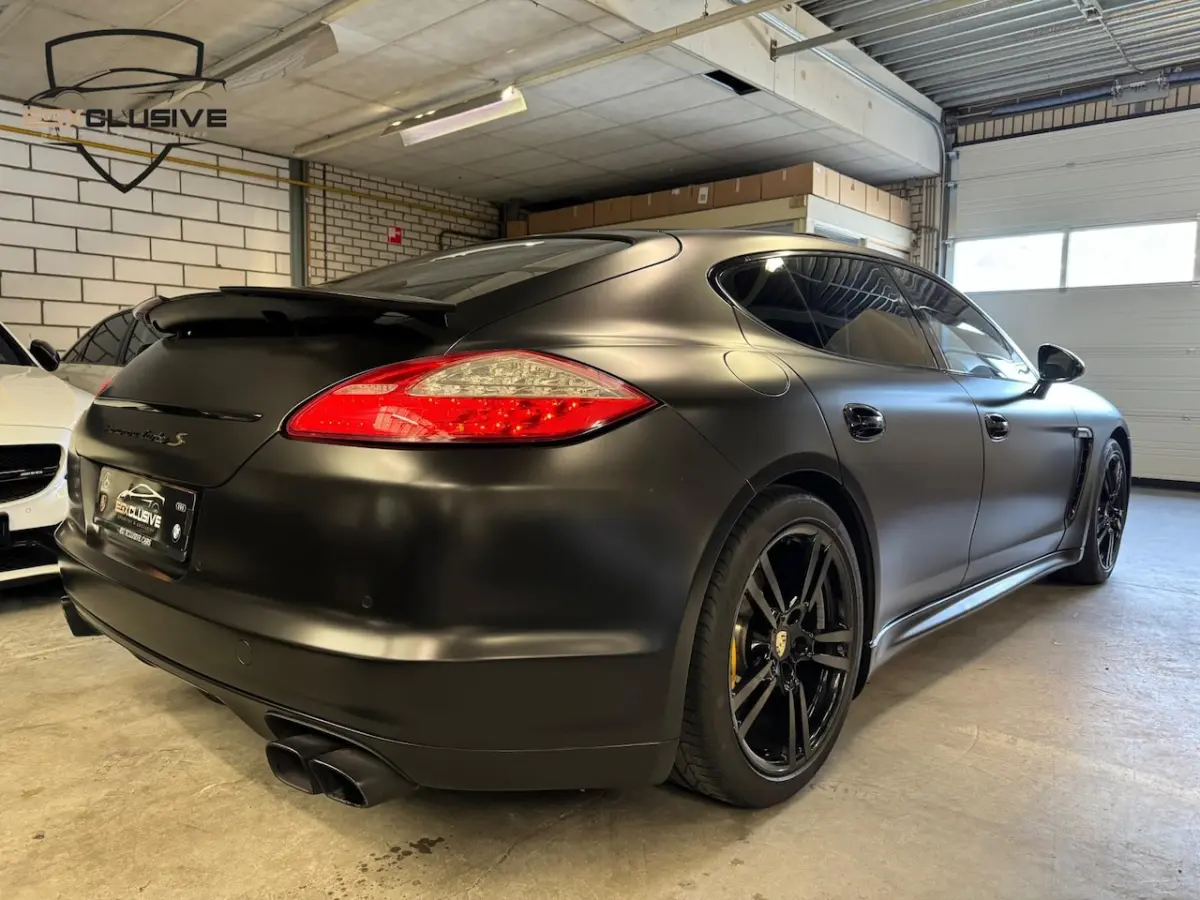 4.8 Turbo S Ceramic/Burmester/Chrono 551PK/Alcantara