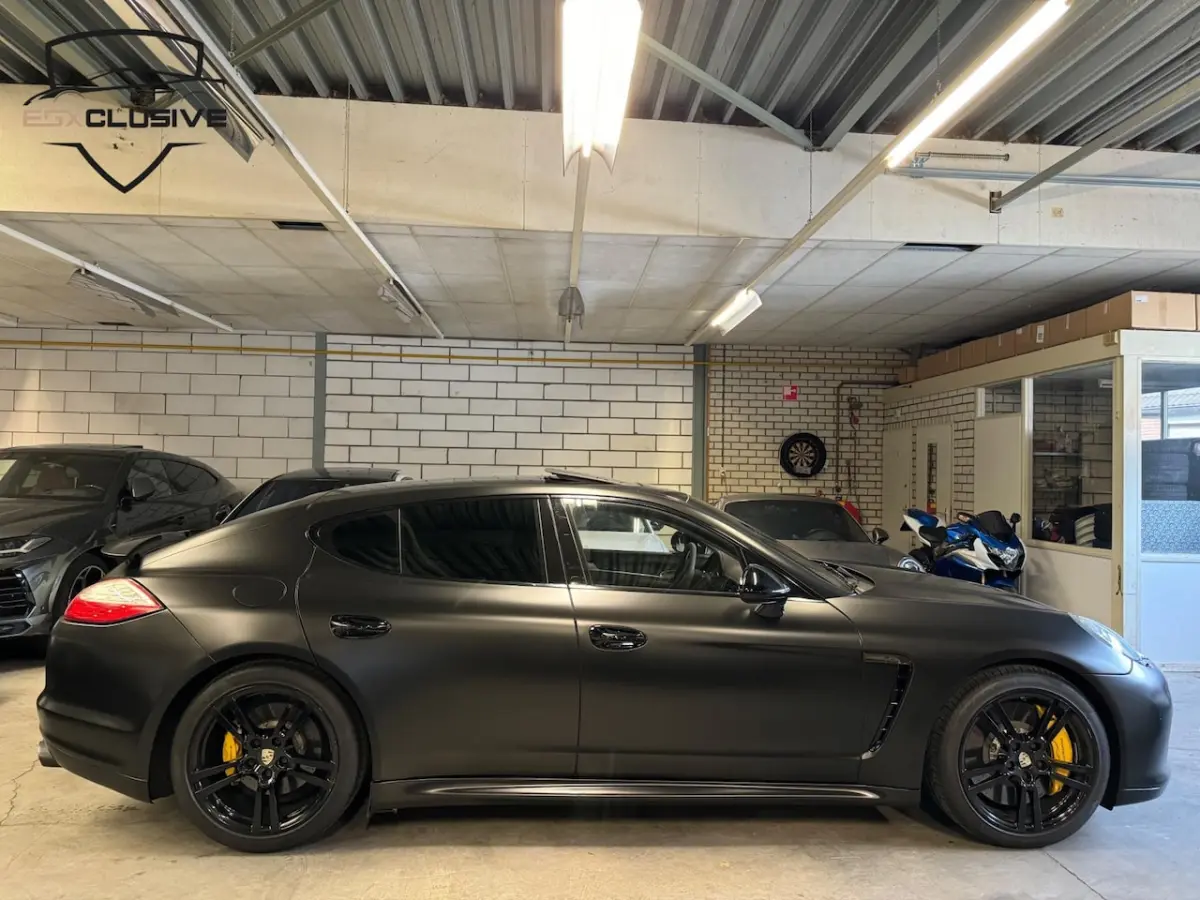 4.8 Turbo S Ceramic/Burmester/Chrono 551PK/Alcantara