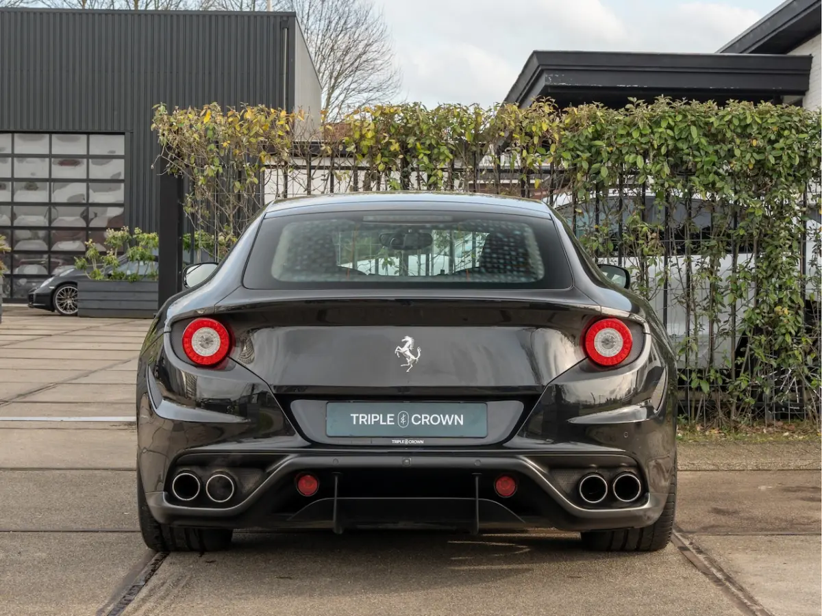 6.3 V12 HELE