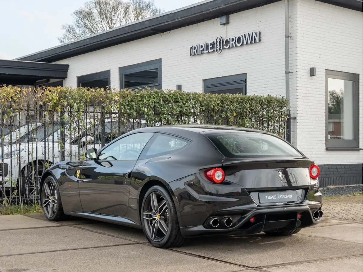 6.3 V12 HELE