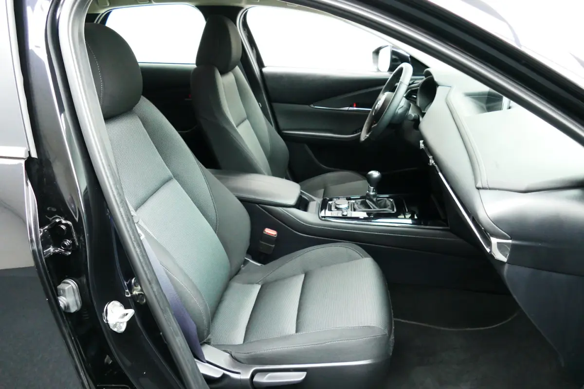 2.0 e-SkyActiv-G M Hybrid Comfort. Adap Cruise, Camera, Stoel&StuurVerw, Clima, 18"LMV