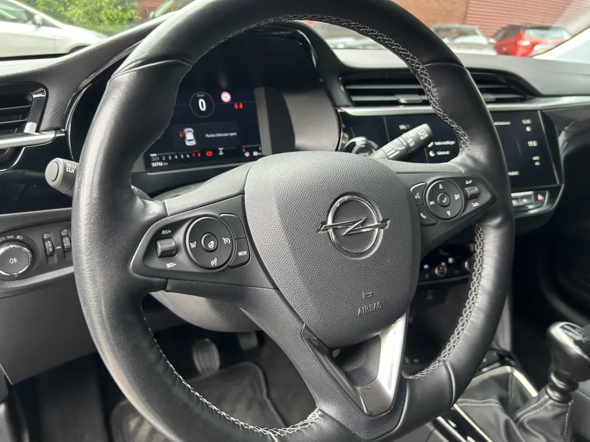 1.2 Turbo Elegance // LED // NAVI + CARPLAY // HALF-LEDER // CLIMA // PDC V+A // CAMERA