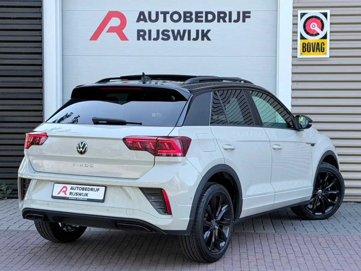 1.5 TSI 3x R-Line Pano/IQ.Light/Beats