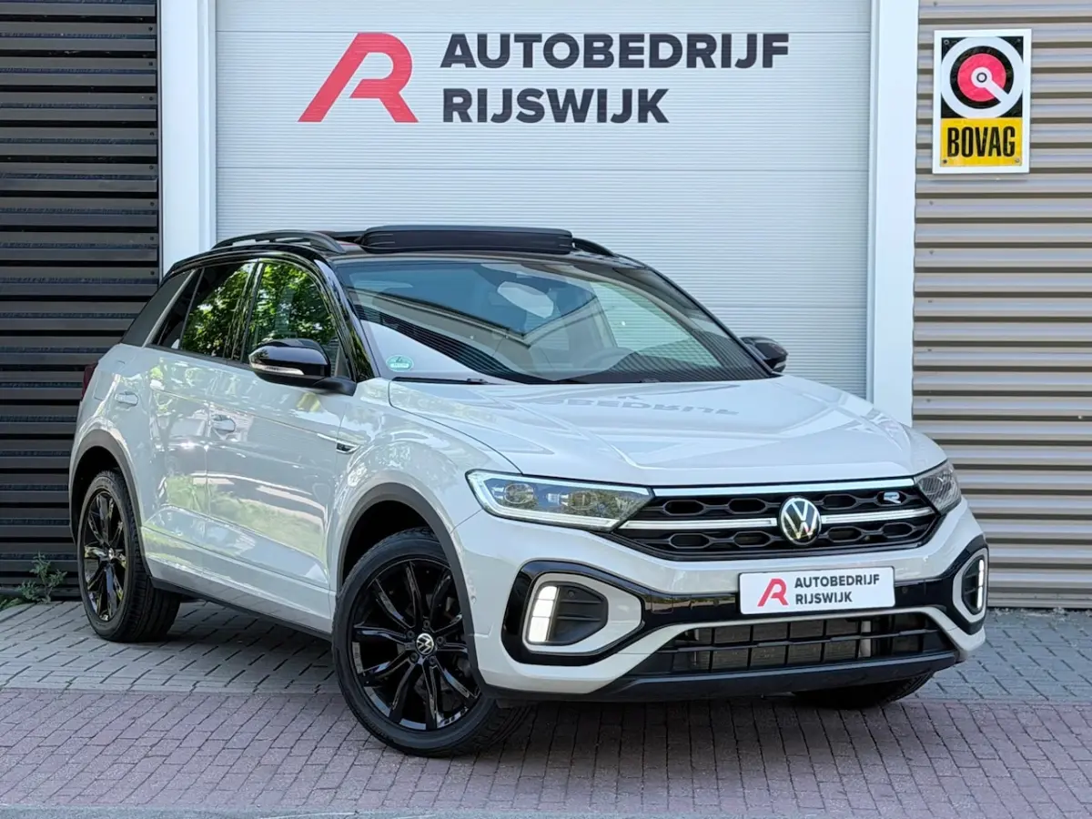 1.5 TSI 3x R-Line Pano/IQ.Light/Beats
