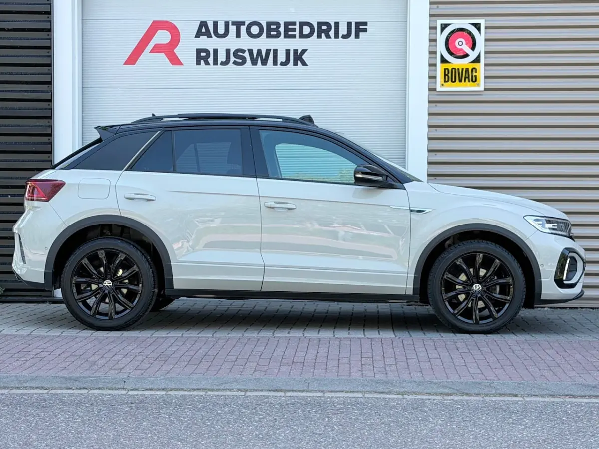 1.5 TSI 3x R-Line Pano/IQ.Light/Beats