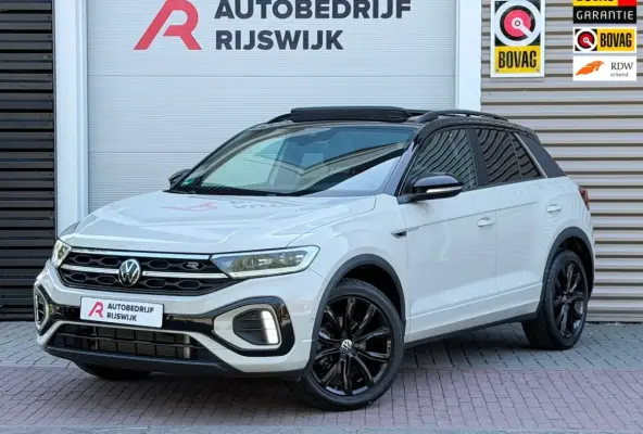 1.5 TSI 3x R-Line Pano/IQ.Light/Beats