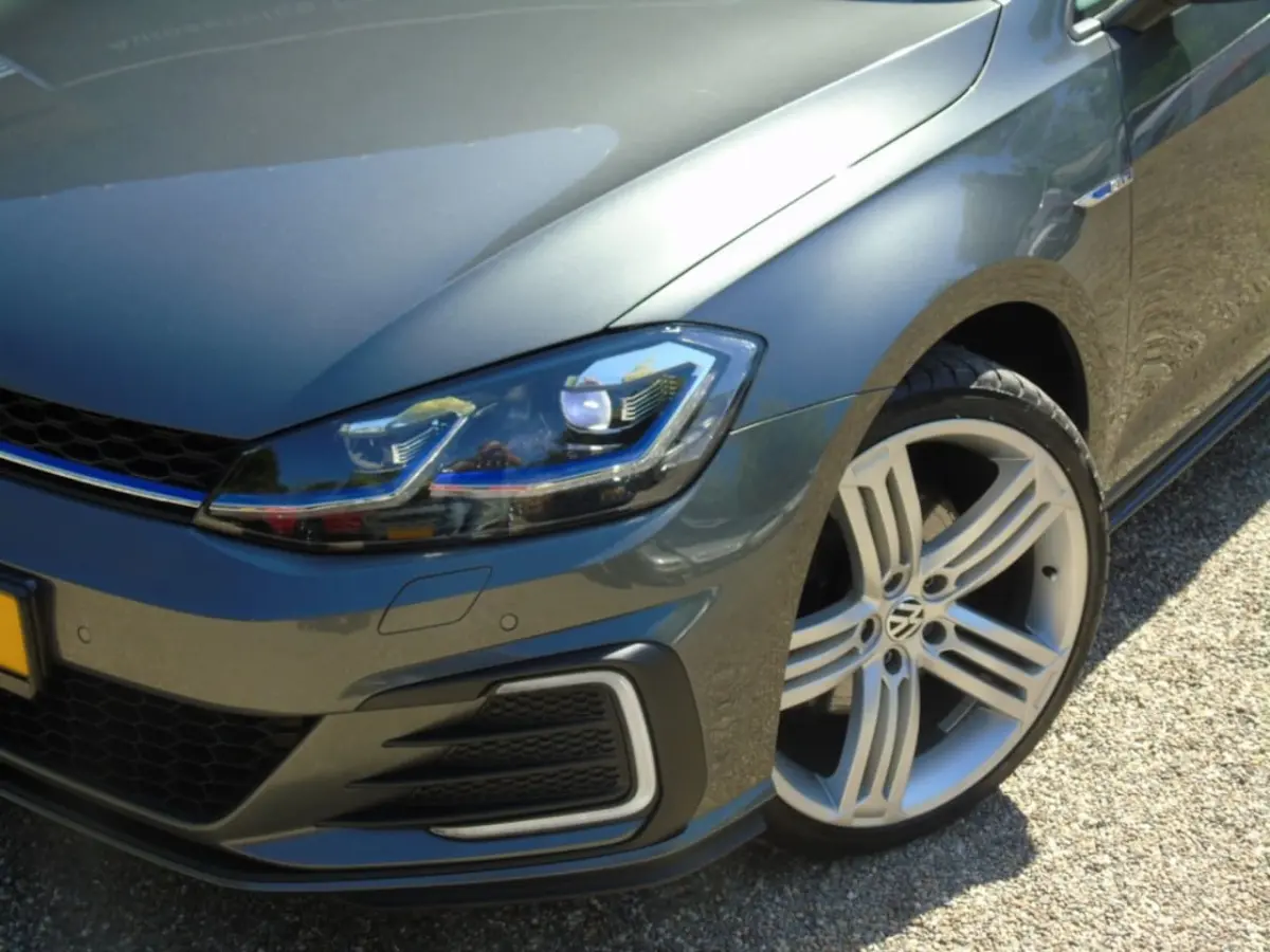 7 Facelift GTE - 2017 - 107dkm - Navi - Xenon - 5 drs