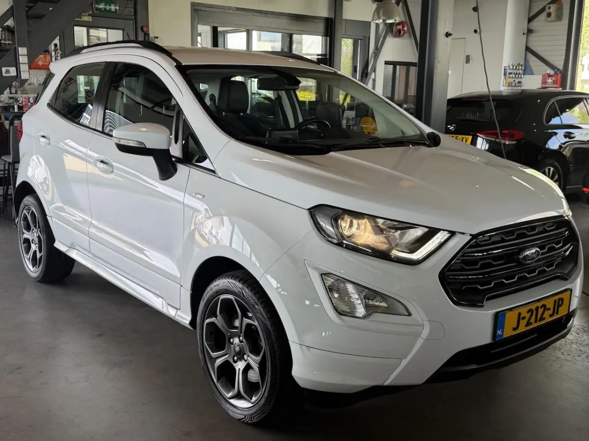 1.0 EcoBoost ST-Line 126Pk