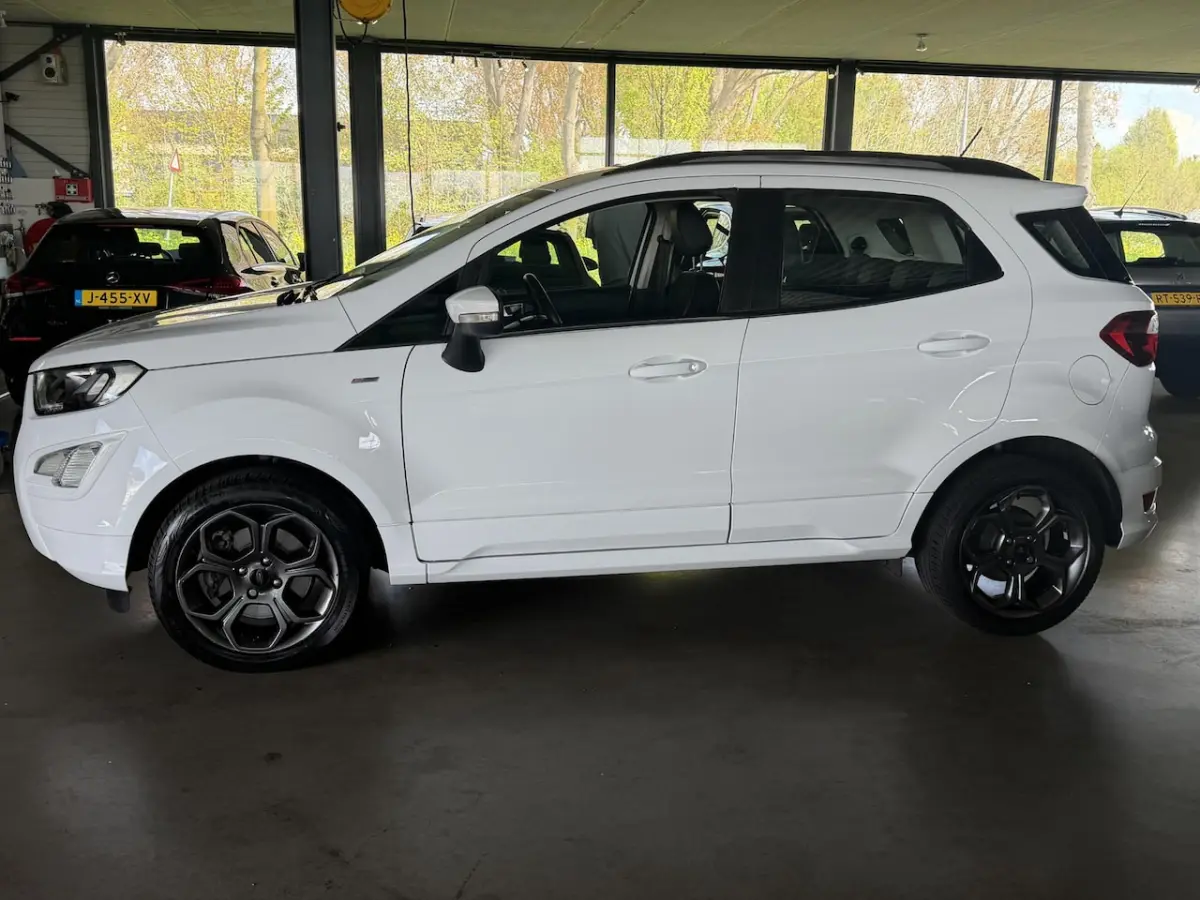 1.0 EcoBoost ST-Line 126Pk