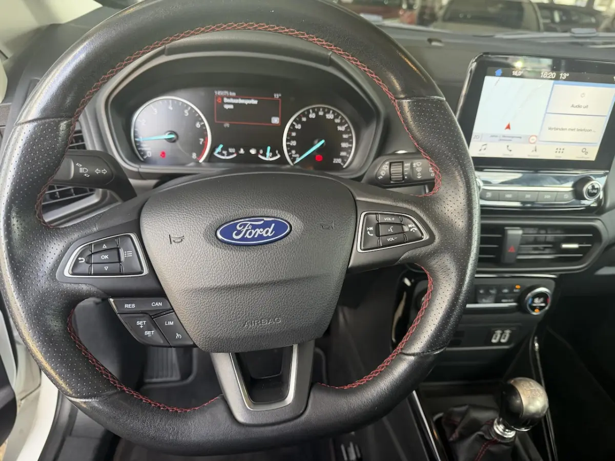 1.0 EcoBoost ST-Line 126Pk