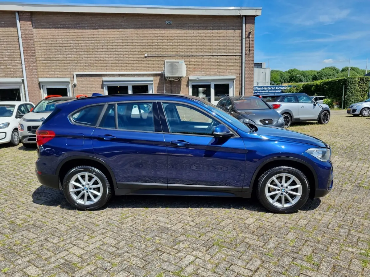 sDrive18i Executive âTREKHAAK âNIEUWE KOPPELING