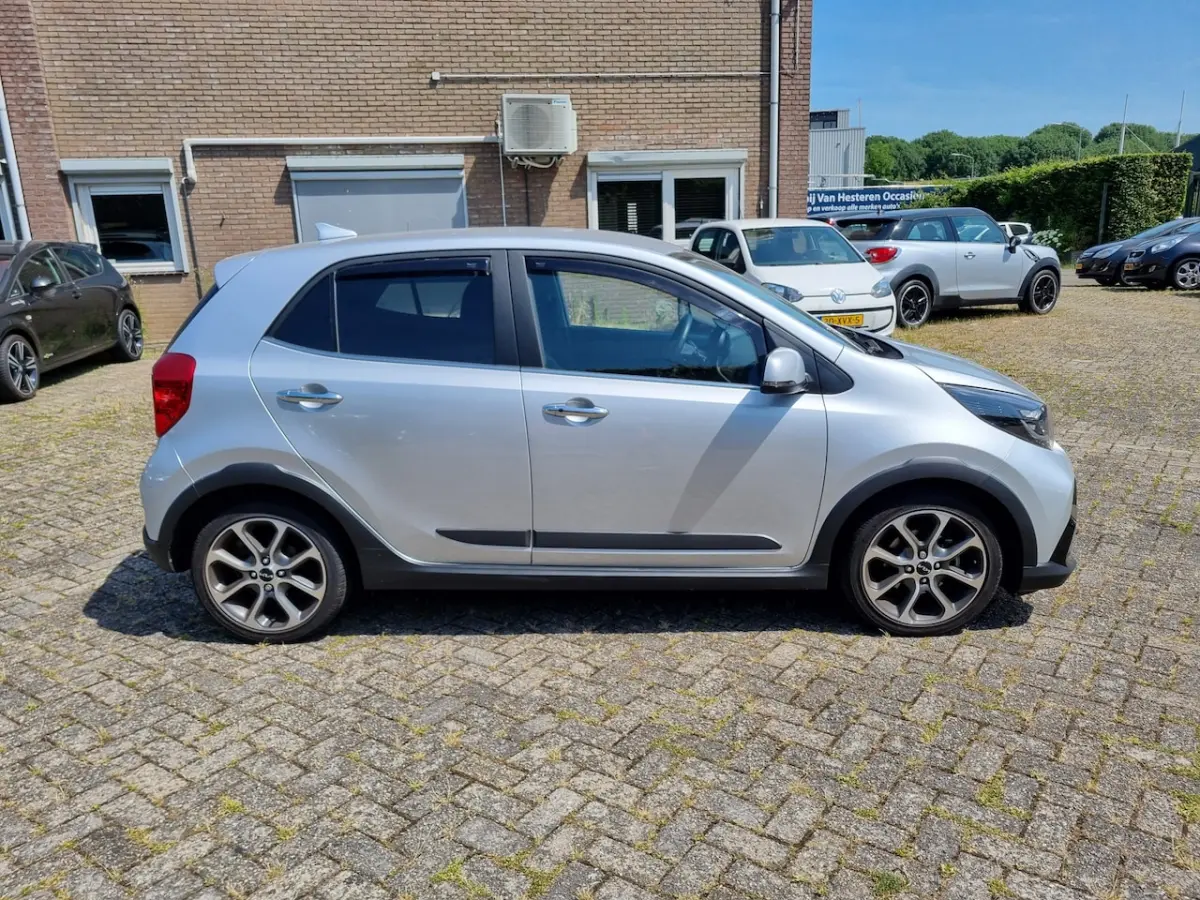 1.0 T-GDi X-Line 5p â100PK â7 JAAR GARANTIE